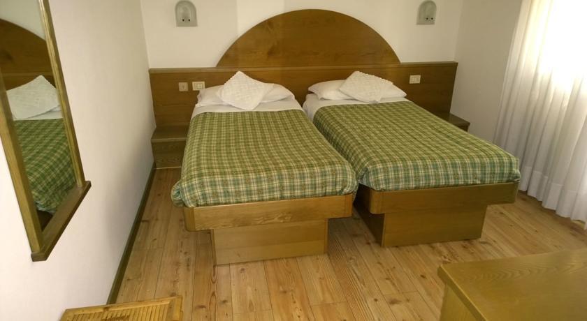 La Felce Bed & Breakfast Carisolo Rum bild