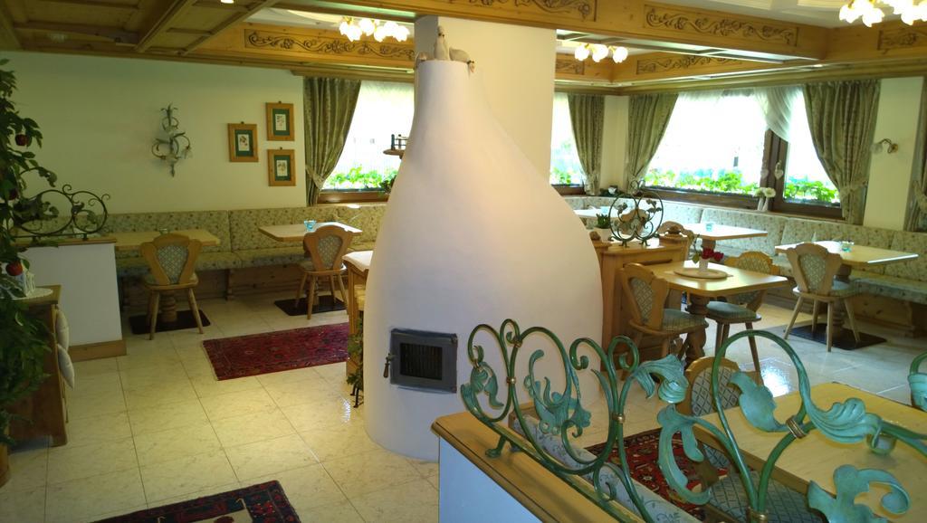 La Felce Bed & Breakfast Carisolo Exteriör bild
