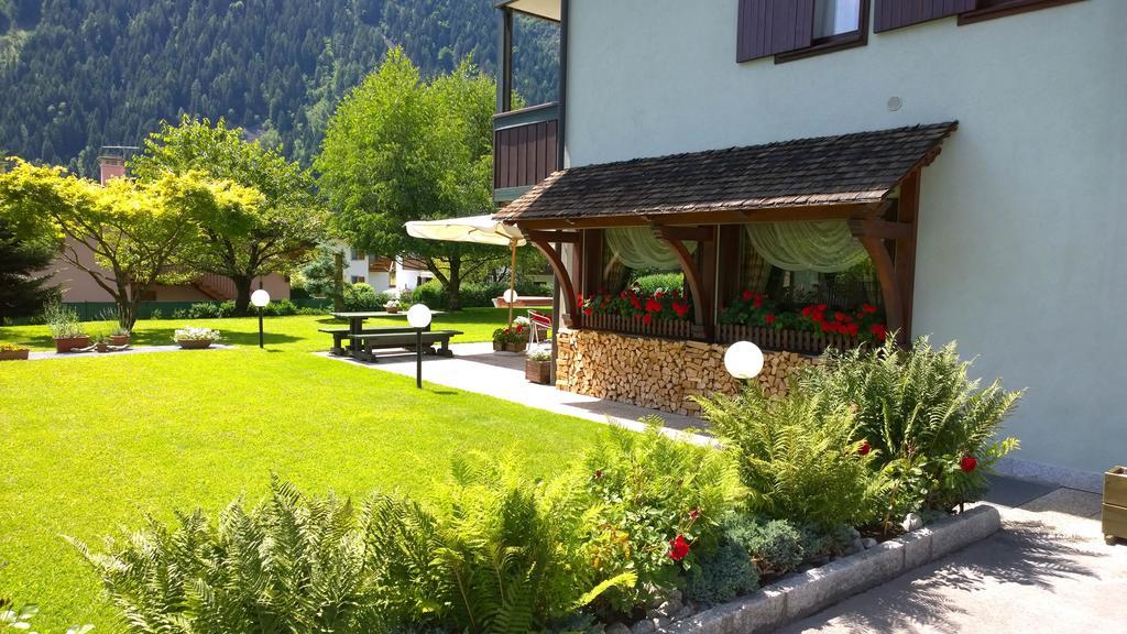 La Felce Bed & Breakfast Carisolo Exteriör bild