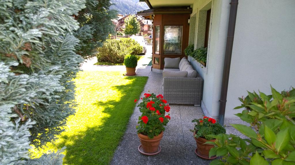 La Felce Bed & Breakfast Carisolo Exteriör bild