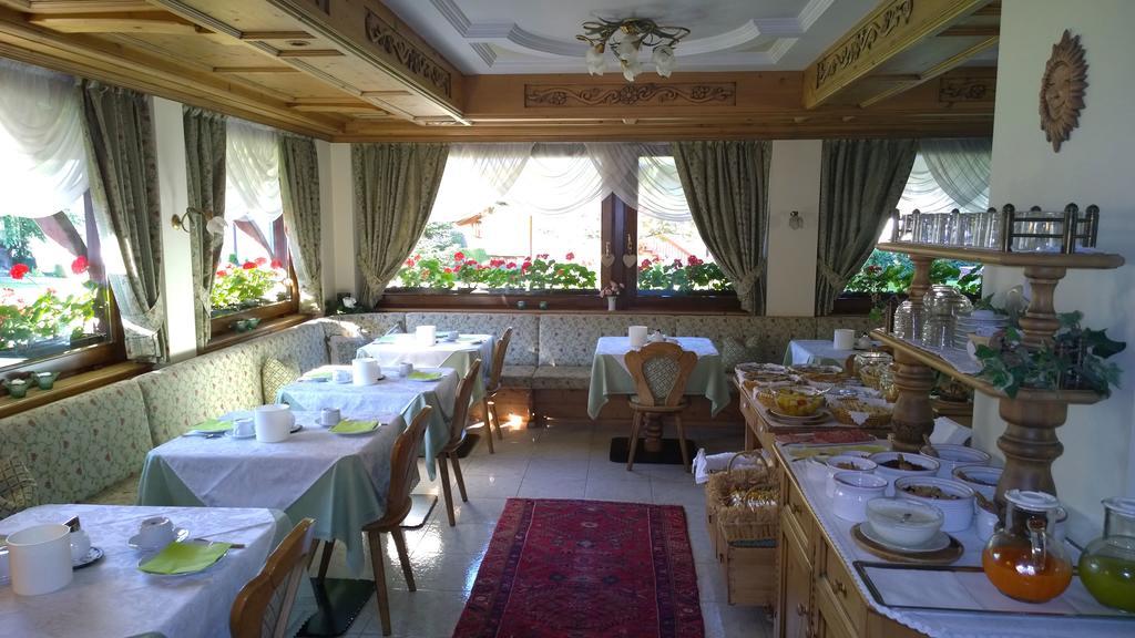 La Felce Bed & Breakfast Carisolo Exteriör bild
