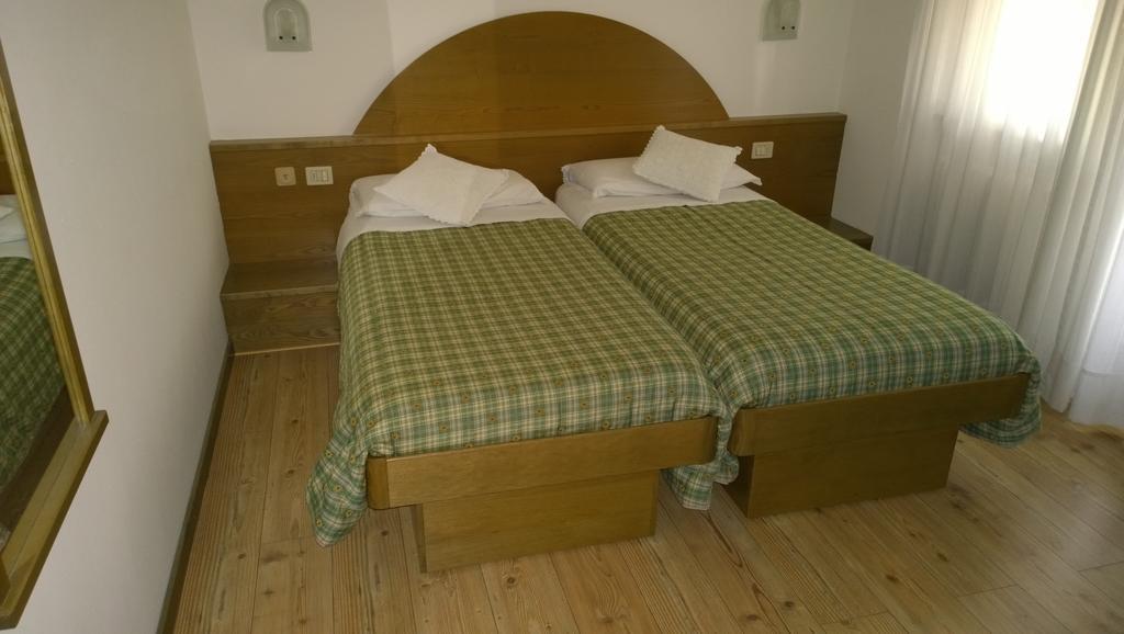 La Felce Bed & Breakfast Carisolo Rum bild