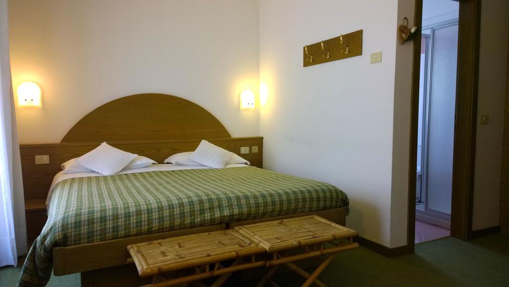 La Felce Bed & Breakfast Carisolo Rum bild
