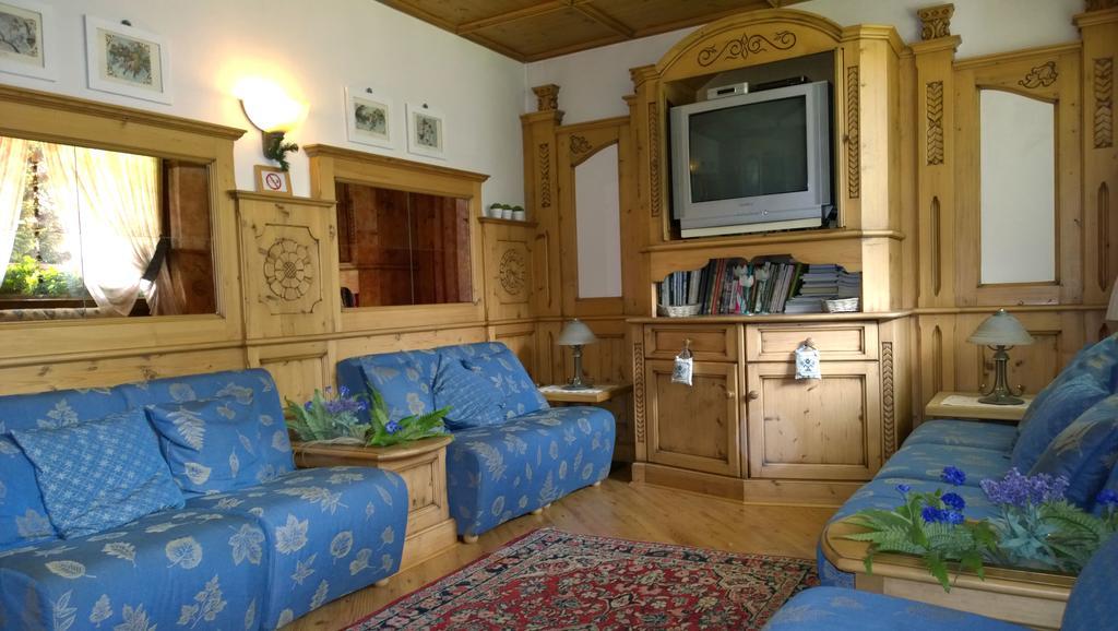 La Felce Bed & Breakfast Carisolo Exteriör bild